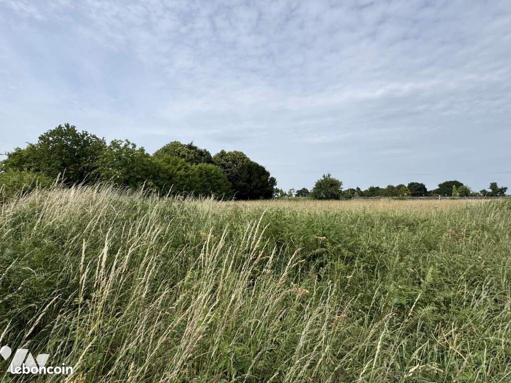 Terrain 823 m² · à Loudéac · 823 m² · 46 500 €