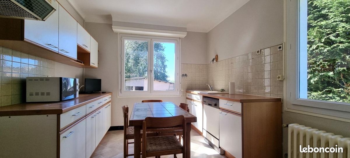 Maison 7 pièces 169 m² - Serres-Morlaàs 64160 (image principale 4)