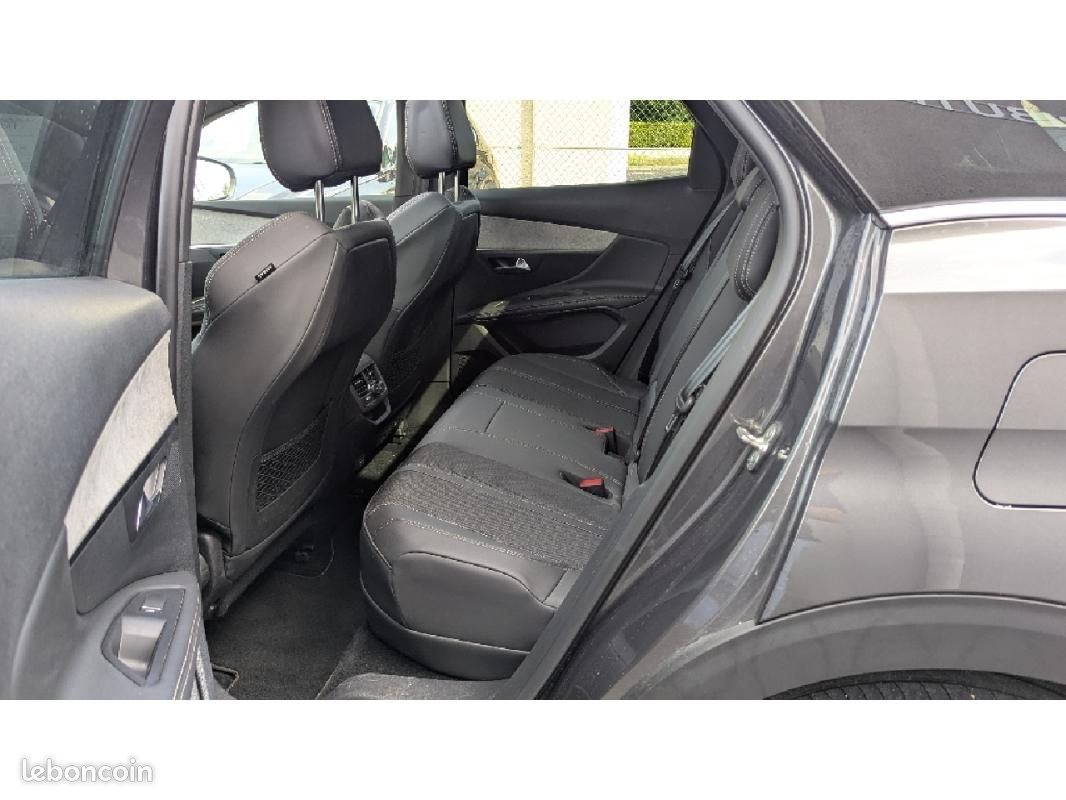 Peugeot 3008 Hybrid 225 e-EAT8 GT (image 9)