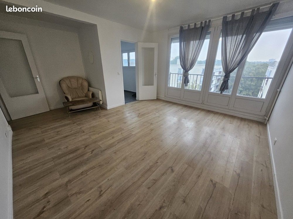 Appartement 1 pièce 32 m² · à Villiers-le-Bel · 32 m² · 70 000 €