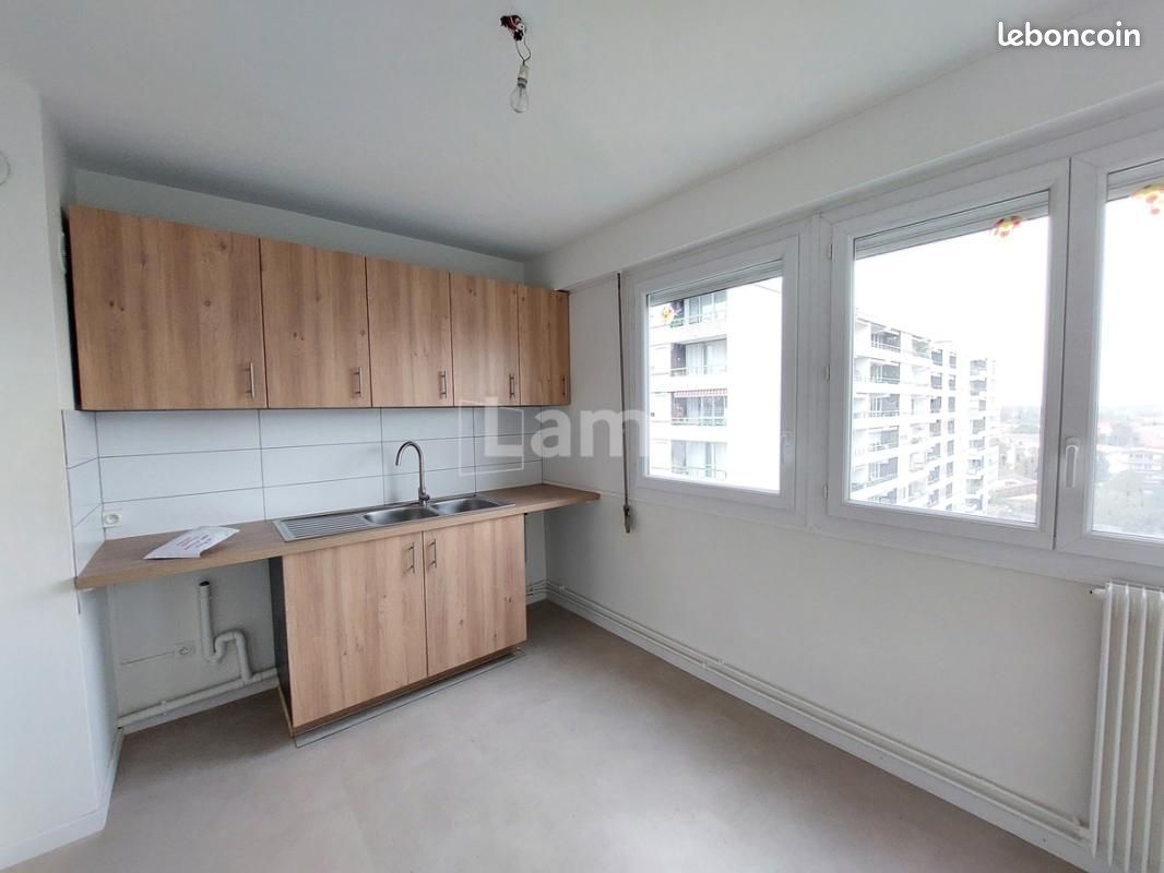 Appartement 3 pièces 65 m² · à Villefranche-sur-Saône · 65 m² · 739 €/mois