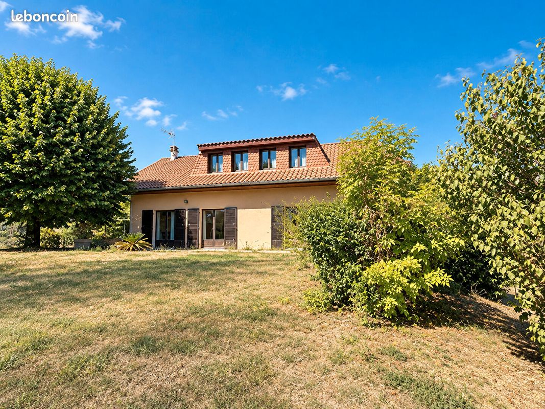 Maison 8 pièces 189 m² · à Lentilly · 189 m² · 549 000 €