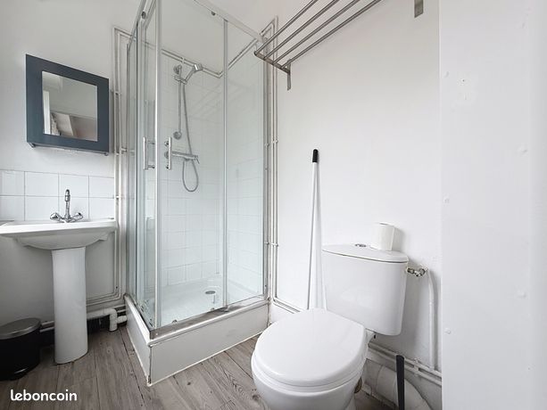 Studio 1 pièce 17 m² — 4