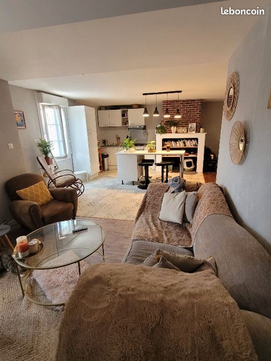 Local commercial 6 pièces 120 m² · à Saint-Léonard-de-Noblat · 120 m² · 135 000 €