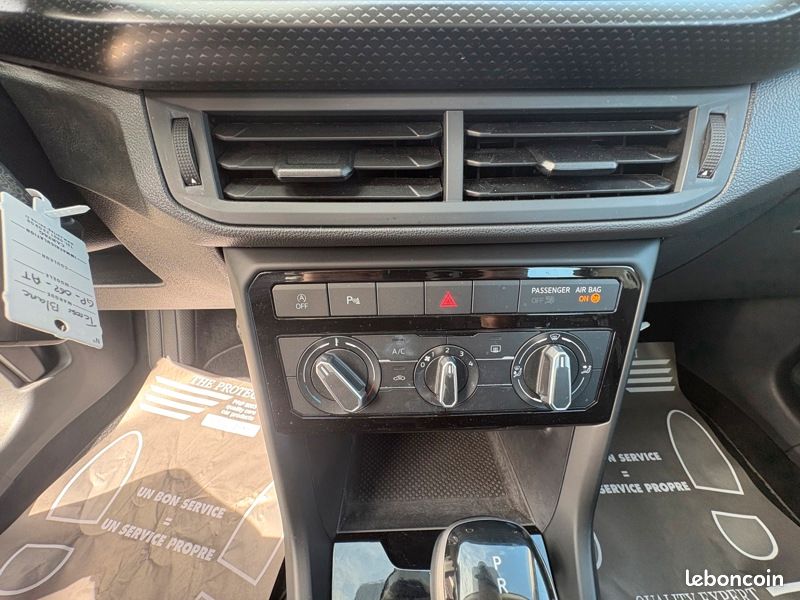 Volkswagen T-Cross Life Business 1.0 110 ch DSG7 (image 22)