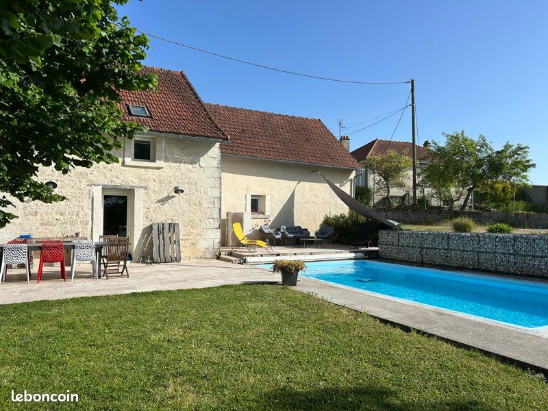 Maison 6 pièces 160 m² · à Senillé-Saint-Sauveur · 160 m² · 299 000 €