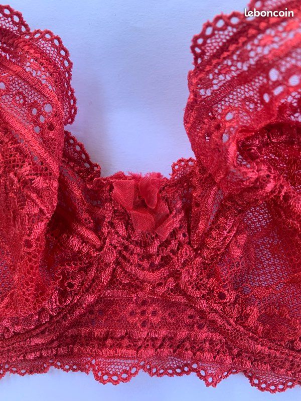 Lot 2 S-G (rouge+ noir) ETAM 90 C (image 4)