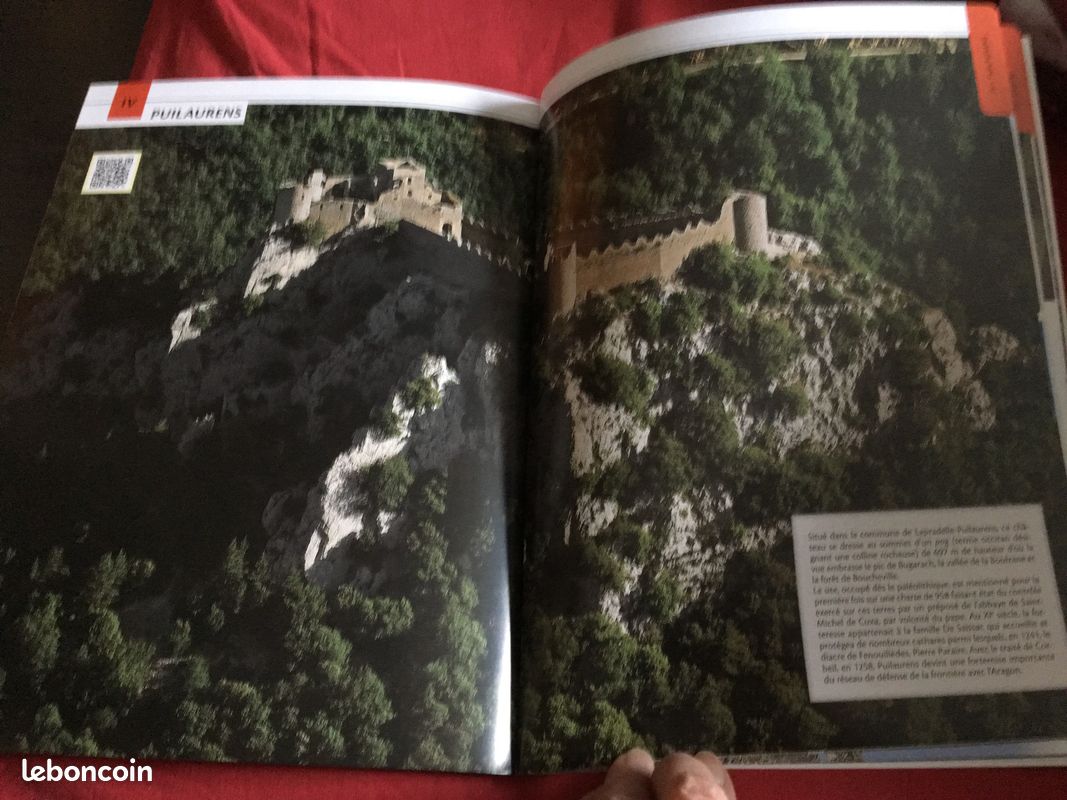 Livre CHATEAUX CATHARES (image 2)