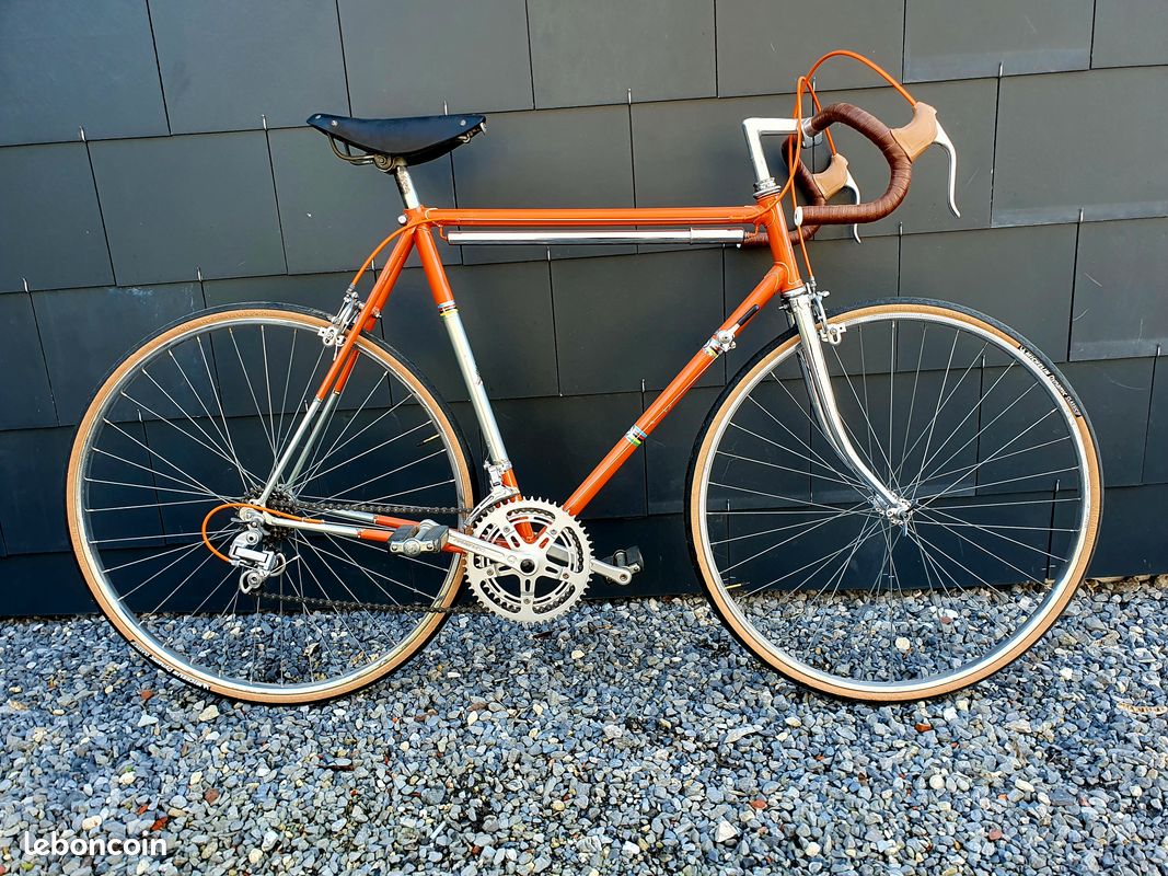 Vélo de route vintage (entièrement restauré) - Vélos