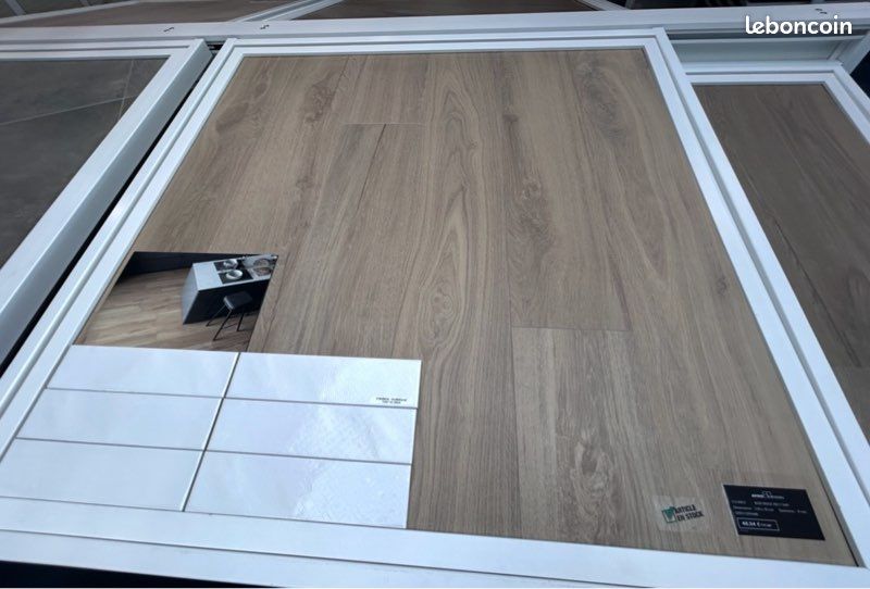 Carrelage rectifié effet bois (image 1)