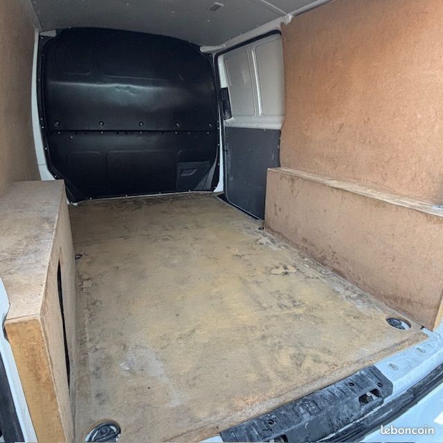 Volkswagen Transporter (6) 2.0 TDi 110 L1H1 Business Line (image 14)