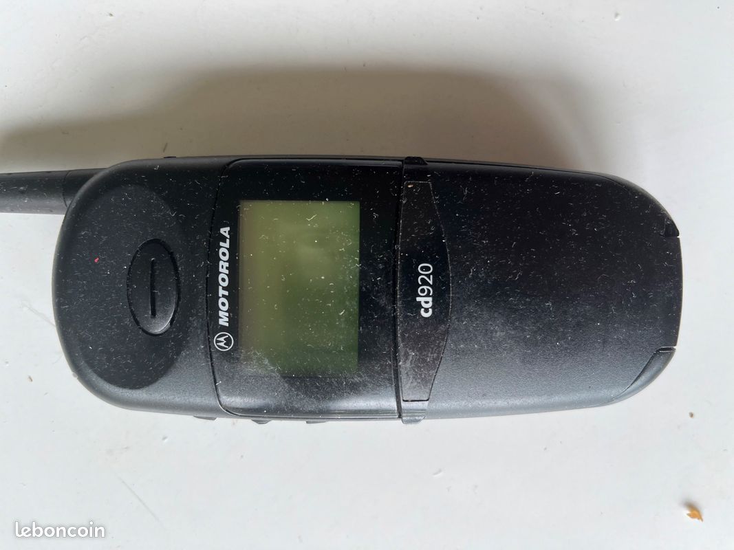 Téléphone Motorola CD 920 (image 1)