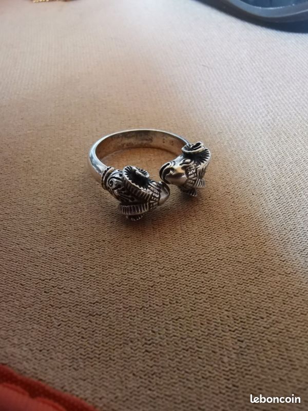 Bague en argent bouc (image 1)