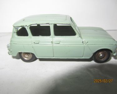Renault 4L - Dinky Toys - 1/43ème en boite