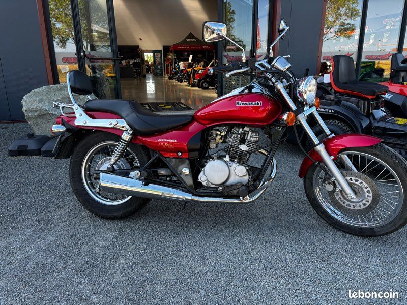 Moto 125 cm3 kawasaki 125 eliminator état proche du neuf (image 1)