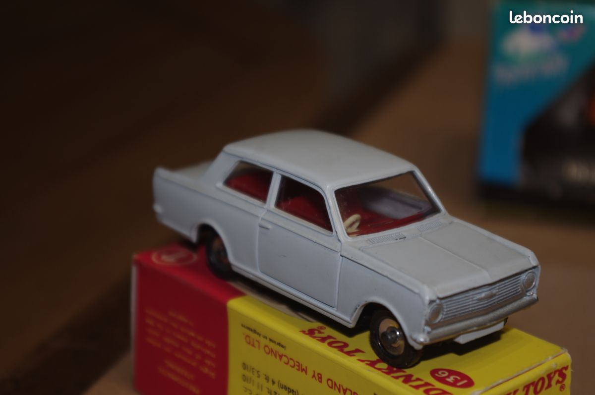 895077_6