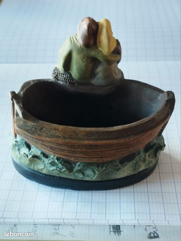 Figurine couple de pêcheurs en terre cuite larg 9 cm haut 9cm enlèvement et paiement sur place (image 2)