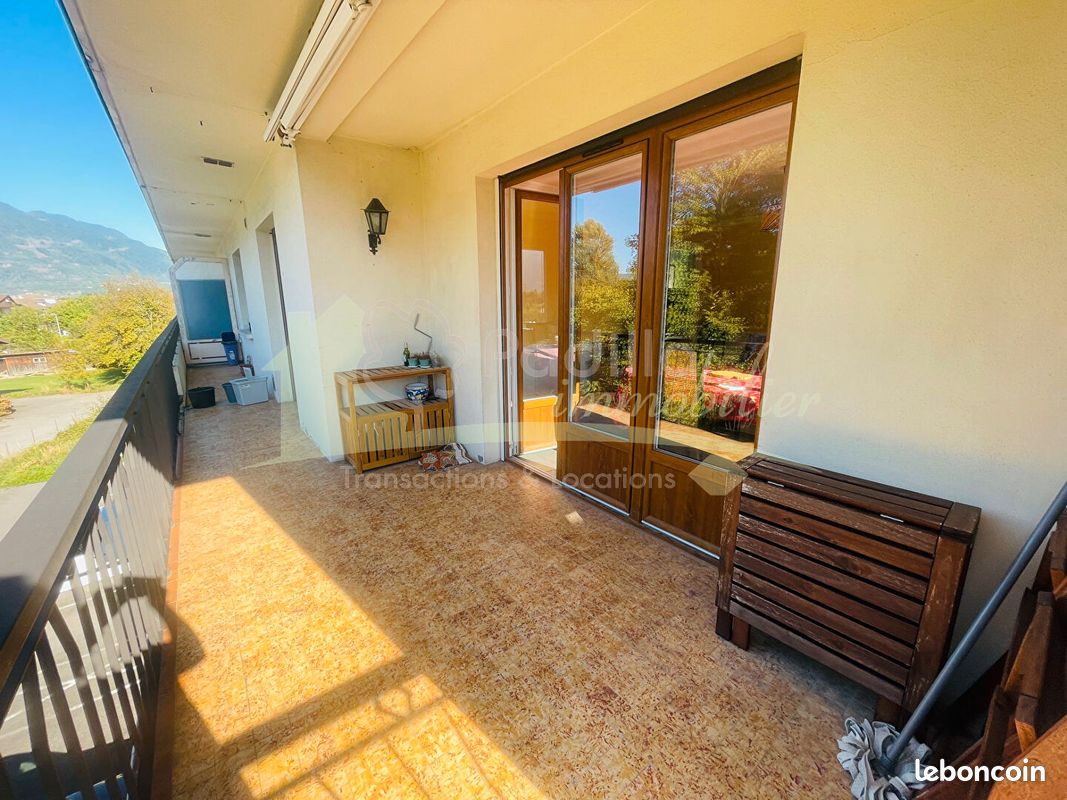 Appartement 4 pièces 94 m² · à Cluses · 94 m² · 238 000 €