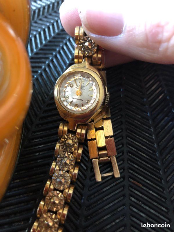 Montre Vintage Femme Mortima 17 Rubis - Bracelet Métal à Fleurs - À Réparer - Mécanique Manuelle