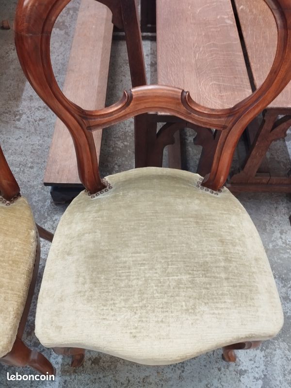 Paire de chaises capitonnées (image 2)
