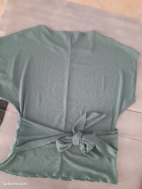 Lot vêtement été femme taille 2/3 et L Débardeur hauts manches courtes (image 10)