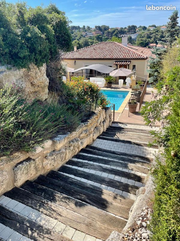 Maison 7 pièces 240 m² · à Martigues · 240 m² · 1 050 000 €