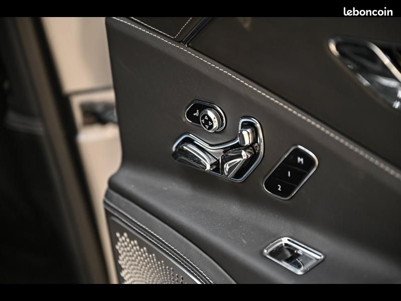 Bentley Flying Spur V6 3.0 HYBRID (image 17)