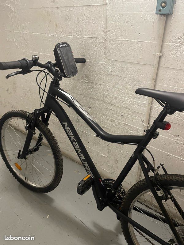 VTT Nakamura CLIFF 600 (image 1)