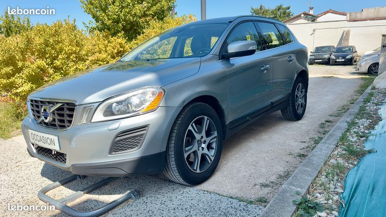 PAYEZ EN 3,4 OU 10 FOIS * VOLVO XC60 2.0 DIESEL 5 CYLINDRES 163ch Start&Stop Summum * Toutes options * GARANTIE 12 MOIS (image 2)