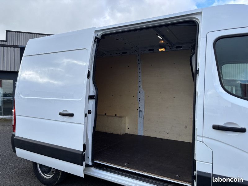 Renault MASTER III FG F3300 L2H2 2.3 BLUE DCI 135CH CONFORT EURO6E (image 7)