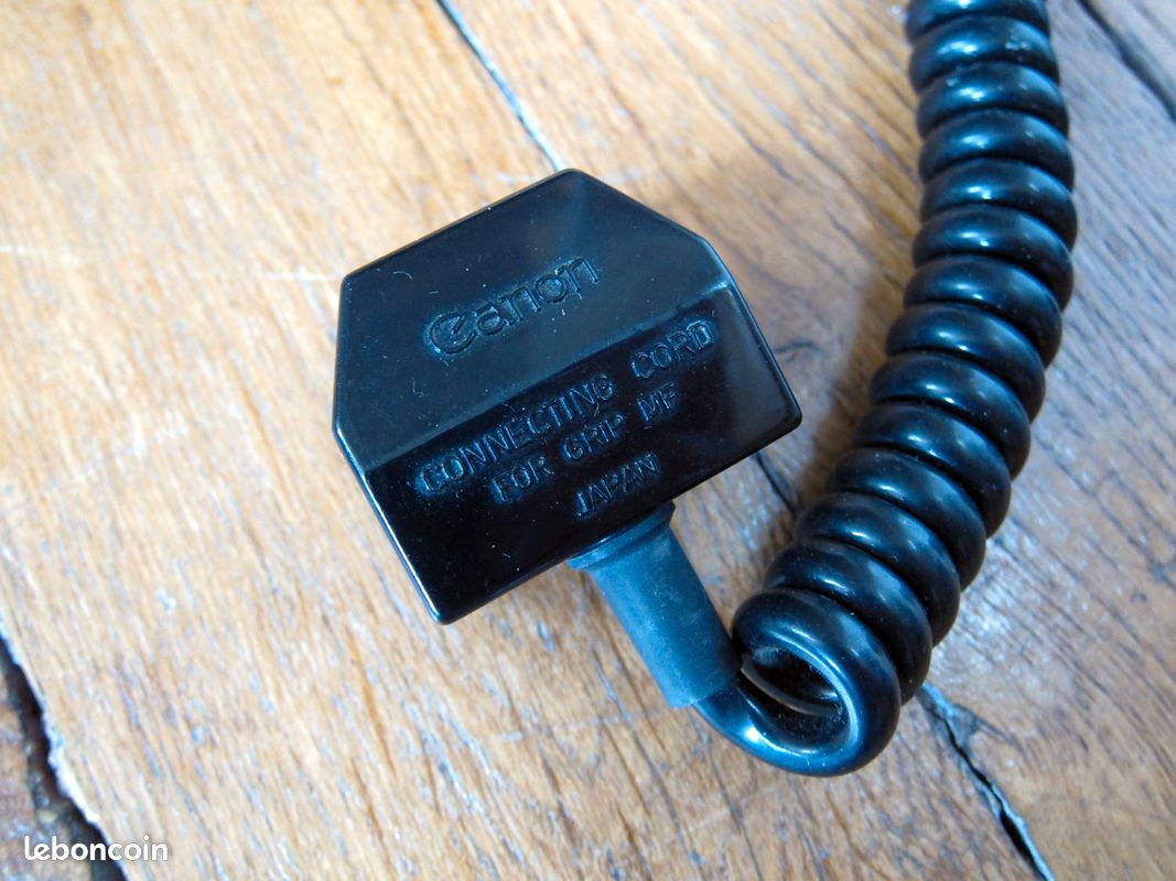 Rare Accessoire Canon F1 F1n : Connecting Cord for Grip MF pour 