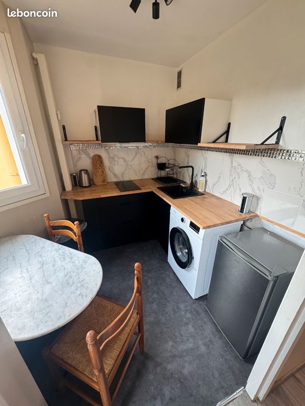 Appartement 1 pièce 32 m² · à Vals-près-le-Puy · 32 m² · 430 €