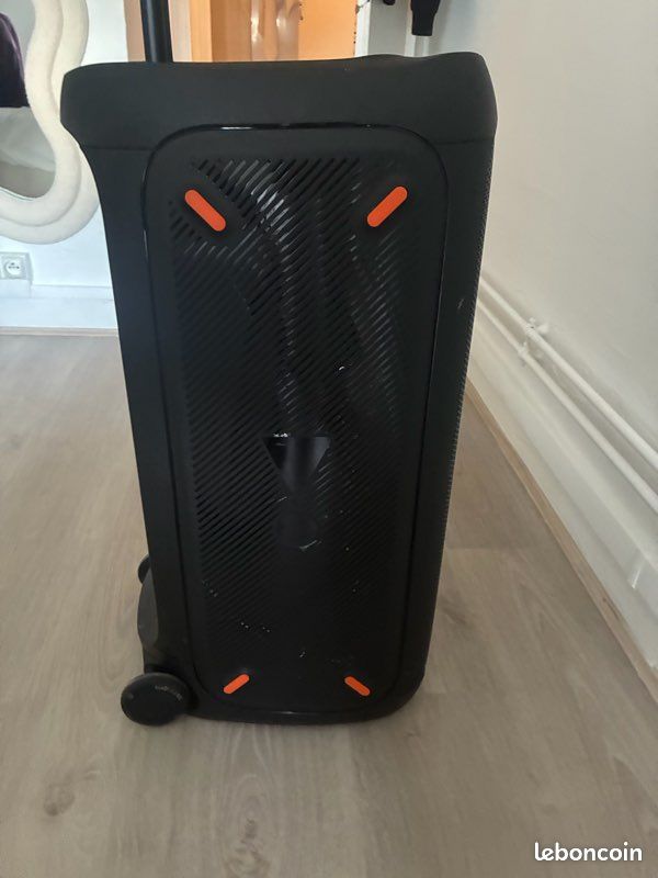JBL PartyBox 310 – Enceinte Bluetooth 240W – Très bon son (image 6)