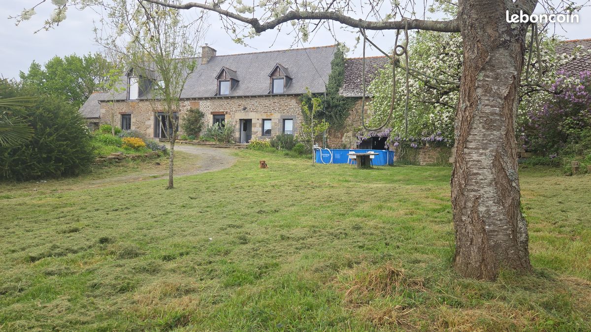 Maison 6 pièces 170 m² · à Lanvallay · 170 m² · 330 000 €