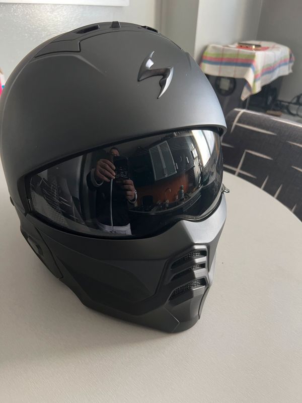 Casque moto Scorpion Exo-Combat II Solid - Équipement moto