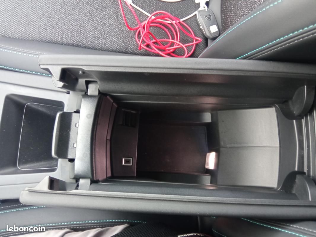 Peugeot 308 SW BlueHDi 130ch S&S EAT8 Allure (image 29)