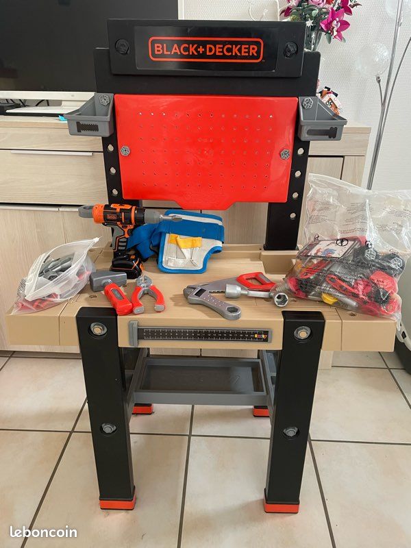 Établi enfant Smoby Black&Decker (image 1)