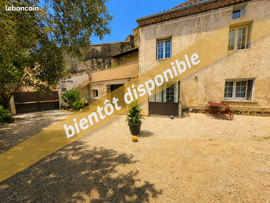 Maison 6 pièces 140 m² · à Courthézon · 140 m² · 1 250 €/mois