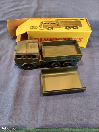 DINKY CAMION MILITAIRE BERLIET TOUT TERRAINS AVEC BOITE REF 80 D