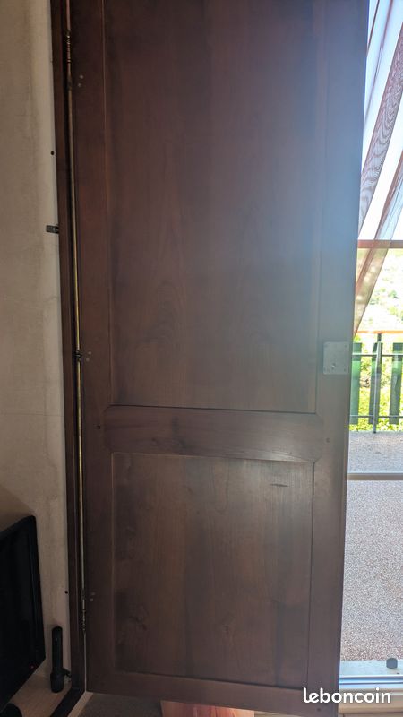 Porte de placard en noyer (image 4)