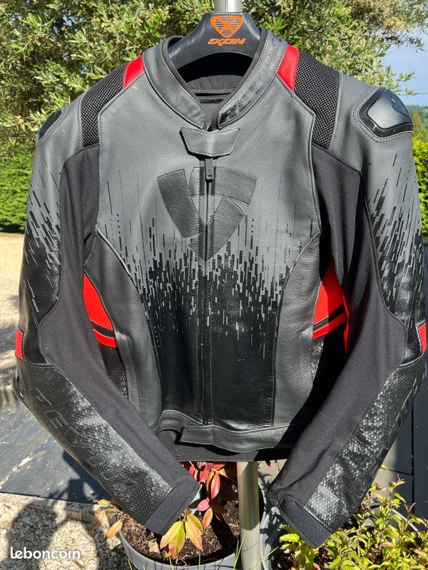 Veste moto REVIT taille 58 comme neuve (image 1)