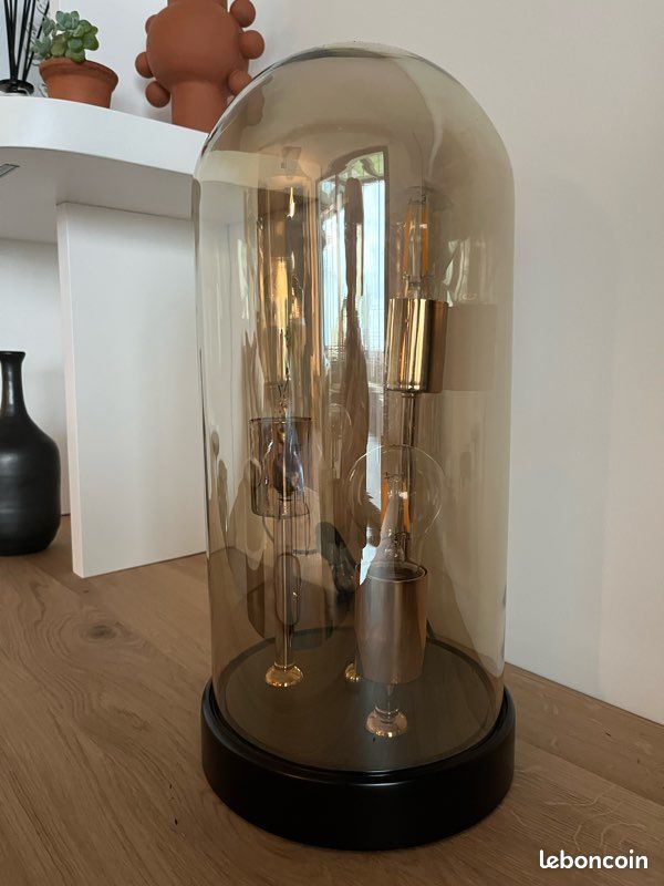 Lampe à poser (image 1)
