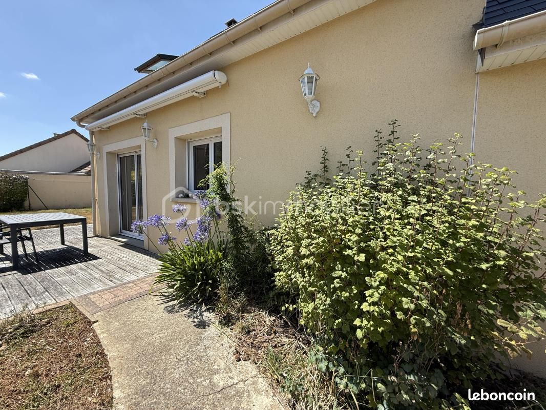 Maison 5 pièces 94 m² · à Les Monts d'Aunay · 94 m² · 231 000 €