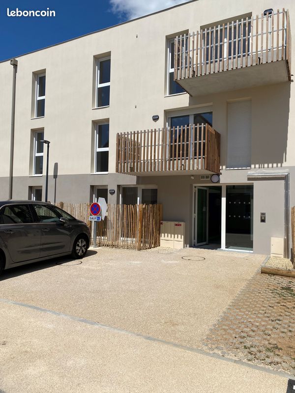 Appartement 1 pièce 29 m² - Poitiers 86000 (image principale 0)