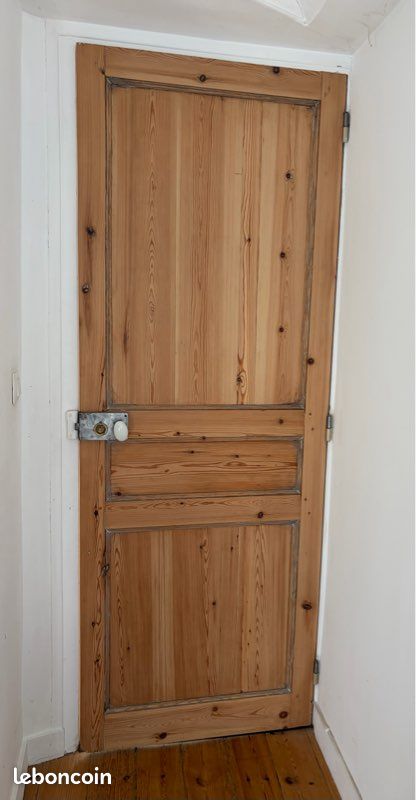 Recherche 4 portes anciennes en bois (image 1)