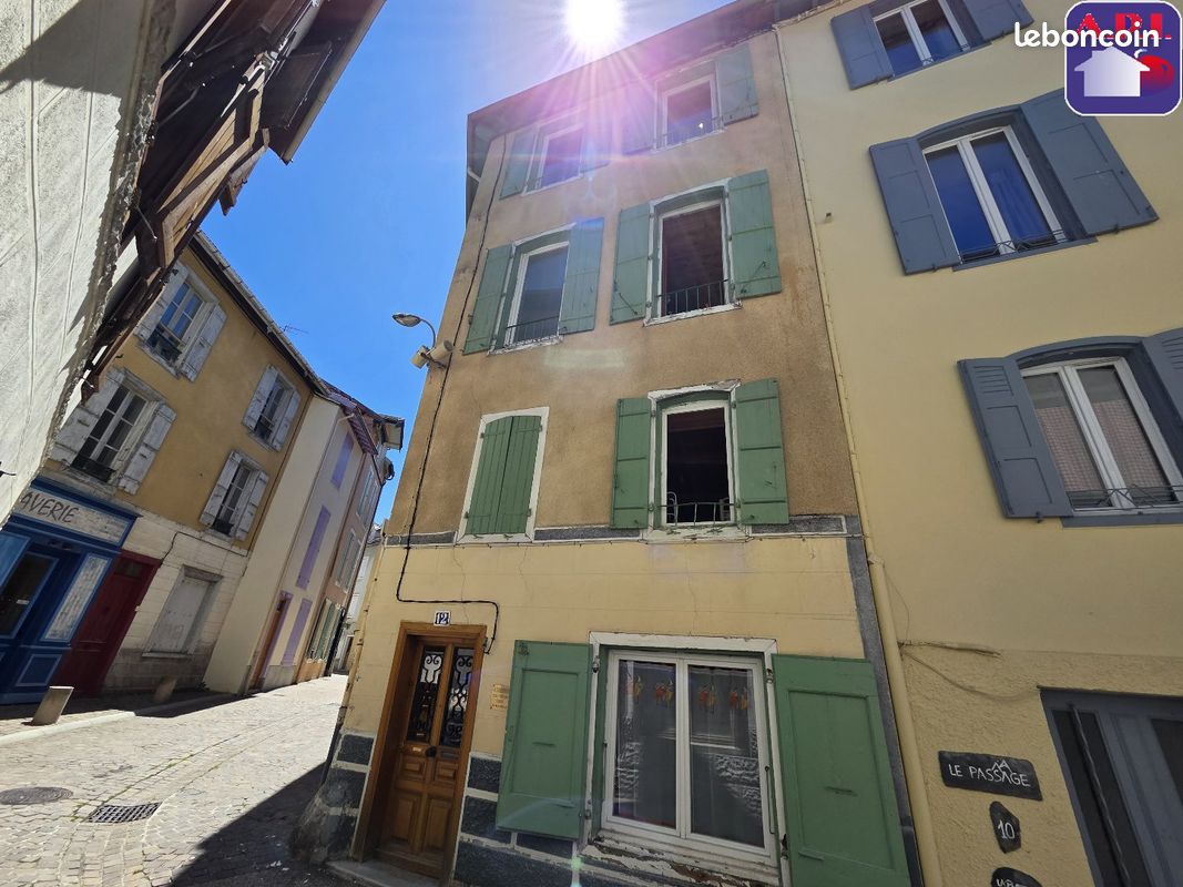 Immeuble 65 m² · à Ax-les-Thermes · 65 m² · 189 000 €