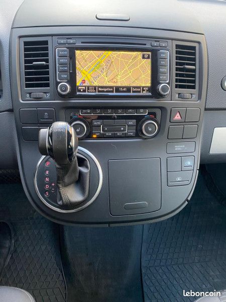Volkswagen MULTIVAN 2.0 TDI 180CH BLUEMOTION TECHNOLOGY CONFORTLINE 4MOTION DSG7 (image 21)