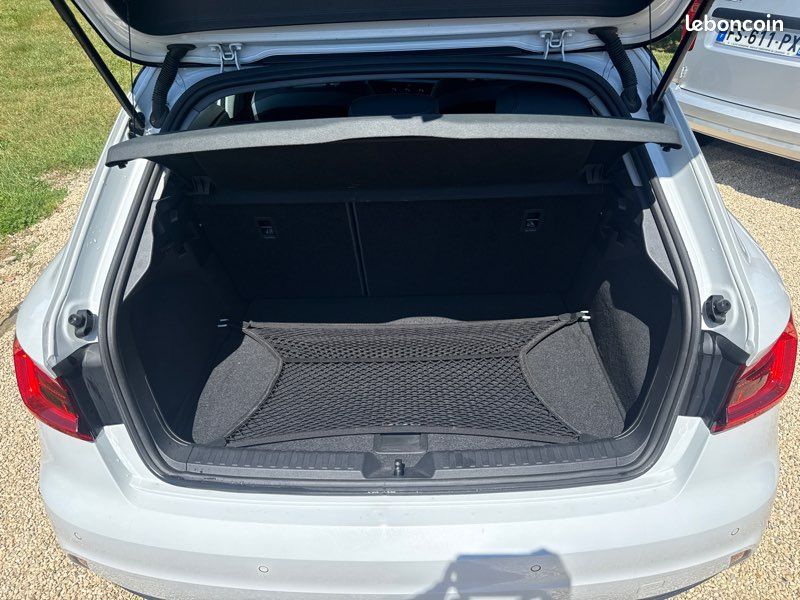 AUDI A1 SPORTBACK 30 TFSI 110ch S Tronic 7 Advanced 2 (image 14)