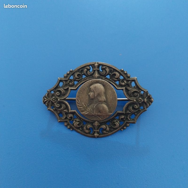 Broche Jeanne D'Arc Début 1900 - Bijou Vintage Historique, Occasion