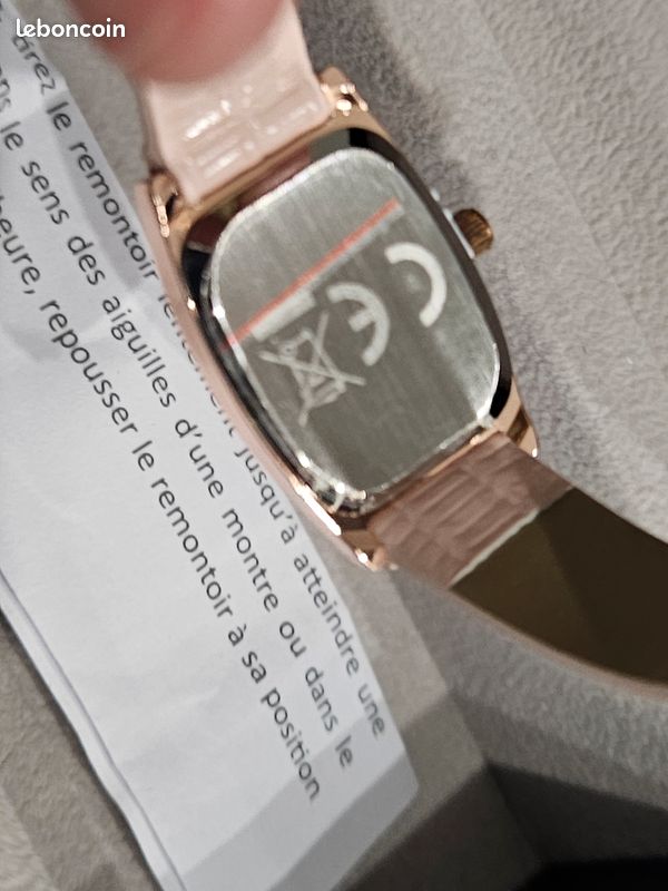 Coffret montre femme JAZ + bracelets assortis – Élégance intemporelle (image 4)